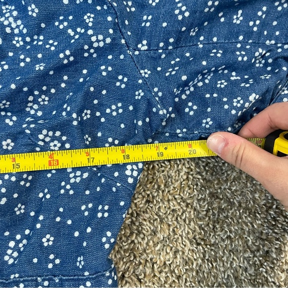 Free People Blue Chambray Cropped Polka Dot Top Women’s Size 8 Cotton Linen - Picture 5 of 6